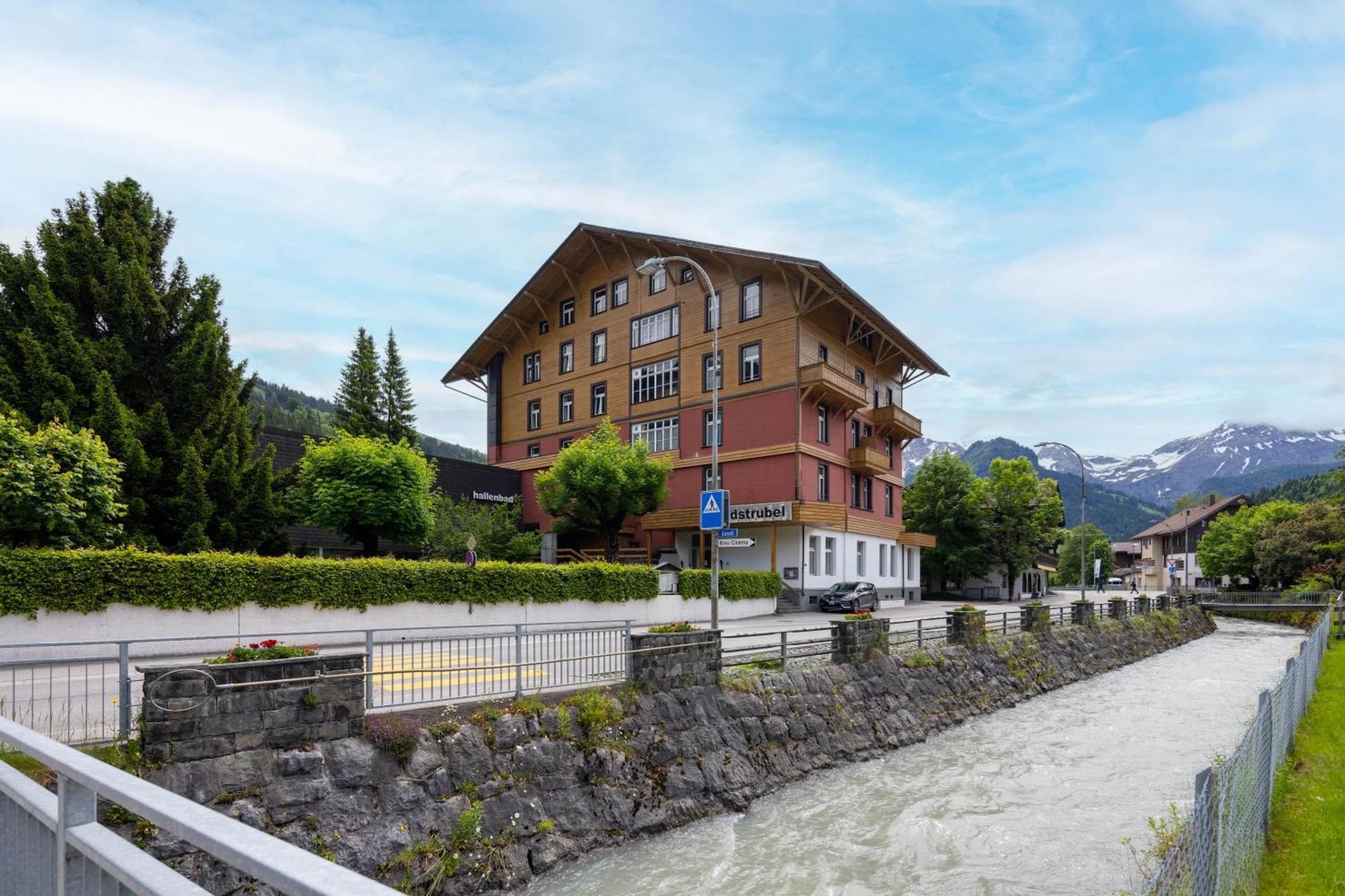 Sporthotel Wildstrubel Lenk Εξωτερικό φωτογραφία